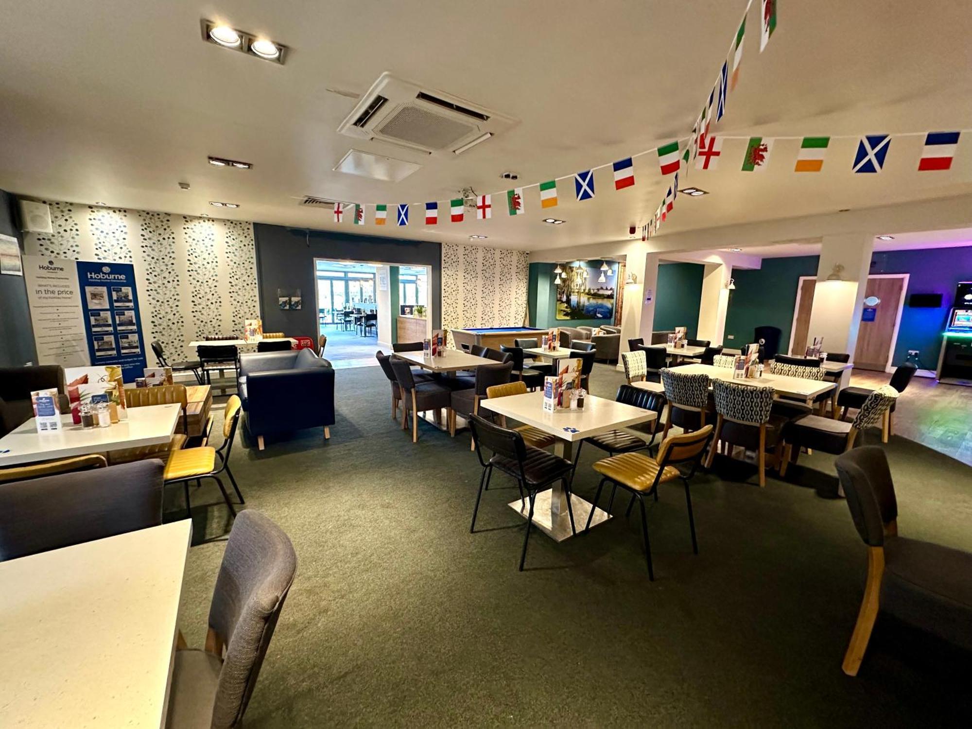 Mallard Corner, Cosy Cotswold Lakeview Lodge South Cerney Ngoại thất bức ảnh